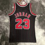 NBA 23 Jordan Bulls 1995-96 Maillot Retro noir avec stripe